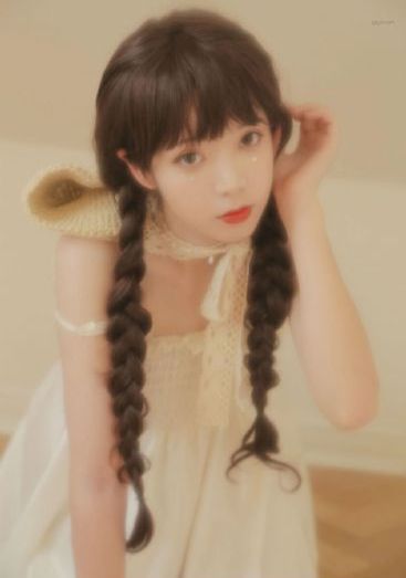 新任女教师在线