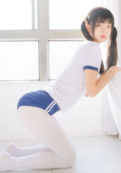一边亲一边摸下的免费过程