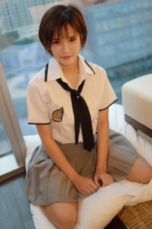 大乳女喂男人吃奶