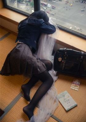 同校生